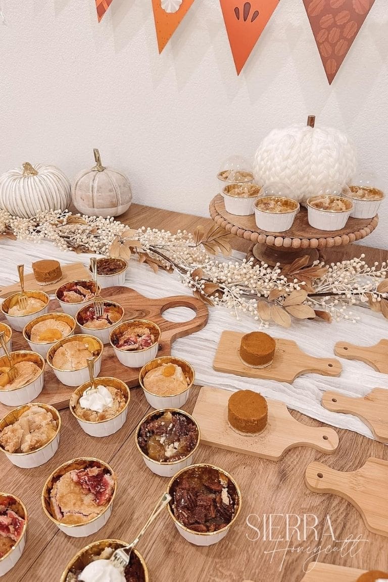 Sierra_Honeycutt_Thanksgiving_Kids_Table_Pie_Bar